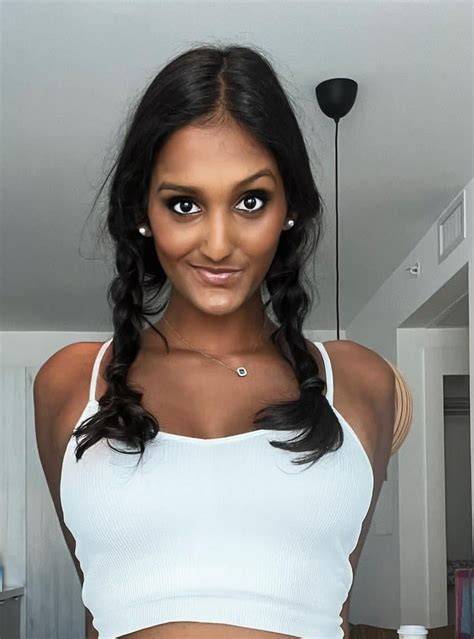 mila monet onlyfans leak
