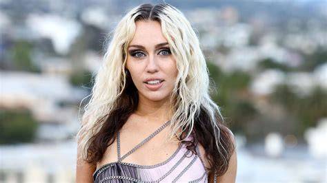 mileycyrus nude