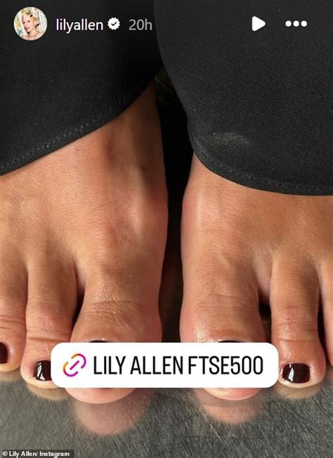 milf feet pic