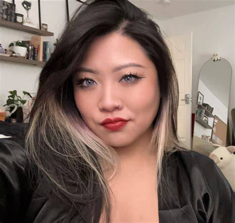 mimiestkitty nude