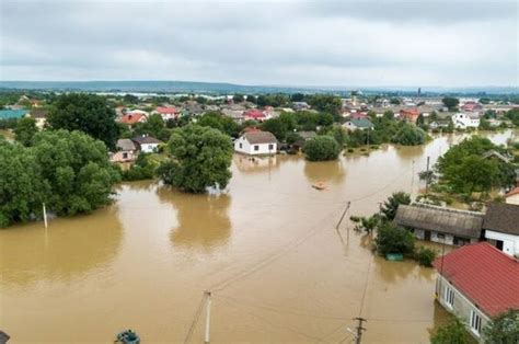 MIMPI KEBANJIRAN 😑 7 Arti Mimpi Rumah Kebanjiran, Pertanda Baik Atau Buruk?