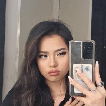 minaashfree nude