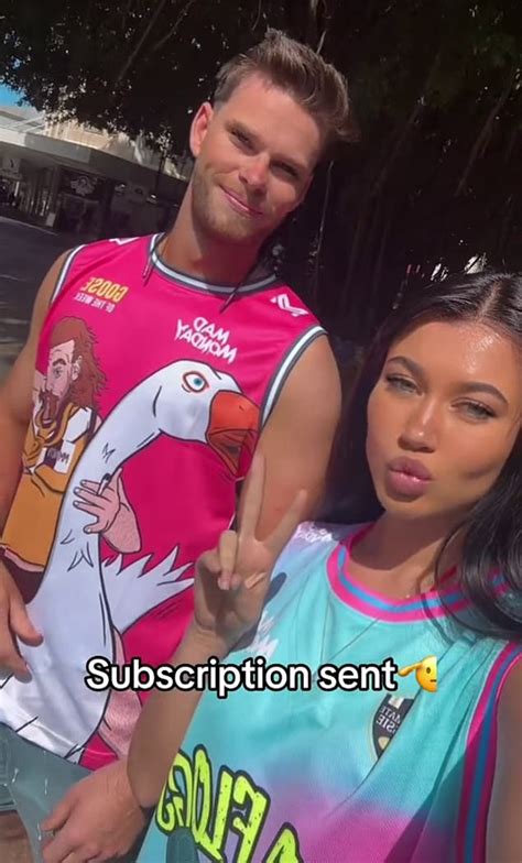 minaisfreaky OnlyFans leaked content