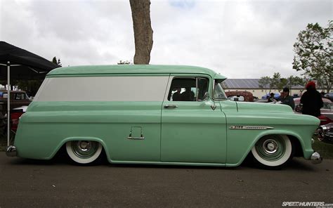 mint nudes