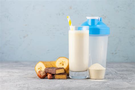 MINUMAN PROTEIN - 8 Makanan dan Minuman Tinggi Protein Terbaik Setelah Berolahraga