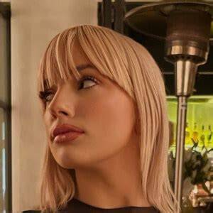 Telegram channel “Nicole Elizabeth Xo Nude". Search through ...
