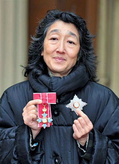 mitsuko uchida biography