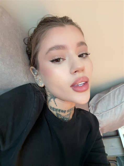 mmeleeva boosty