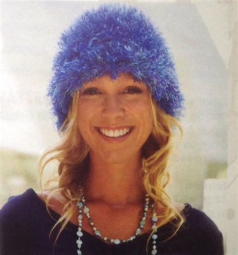 Moda Vera Knitting Beanie