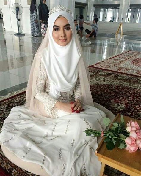 model hijab pengantin 2024