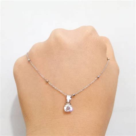 MODEL KALUNG EMAS SIMPLE ELEGAN ❗ Rekomendasi Kalung Model Rantai Yang Simple Dan Elegan