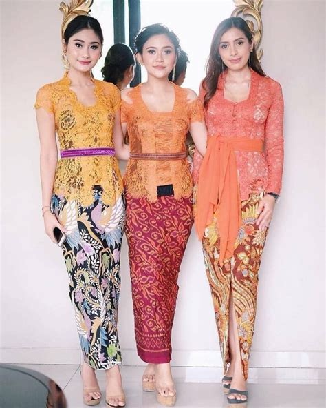 model kebaya batik modern simple