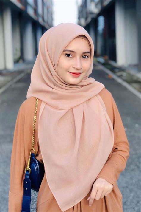 model kerudung | nh C gi nh eo vc t