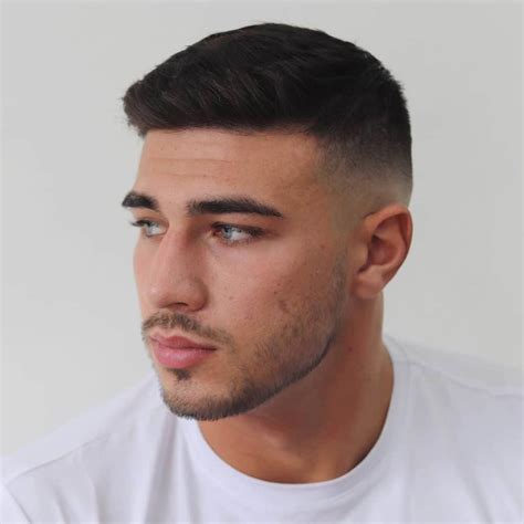 model rambut pria 2023 pendek