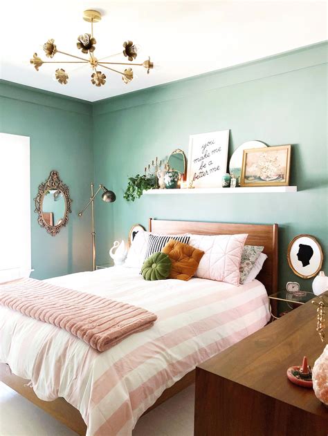Modern Pink And Green Bedroom