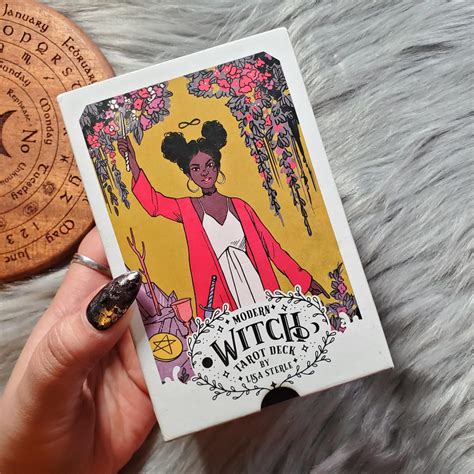 Modern Witch Tarot Guidebook
