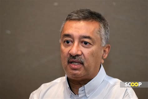 mokhzani mahathir biography of william