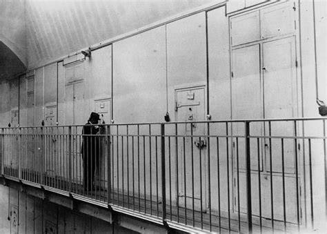 mon fra re en prison auma nier de prison