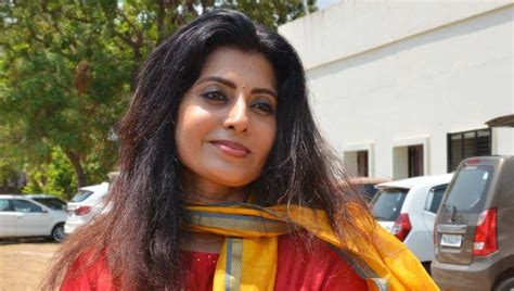 mona zubin irani wiki