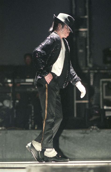 Read Online Moonwalk Michael Jackson 