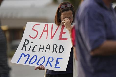 moore moore moore