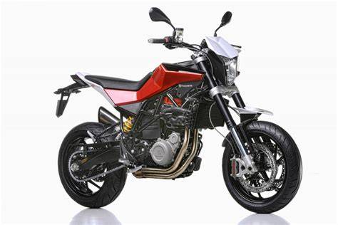 moto nuda