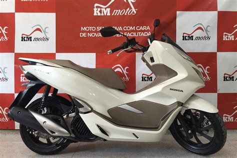 moto pcx valor