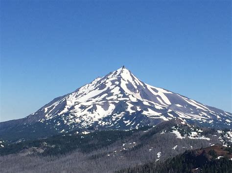 mount jefferson oregon