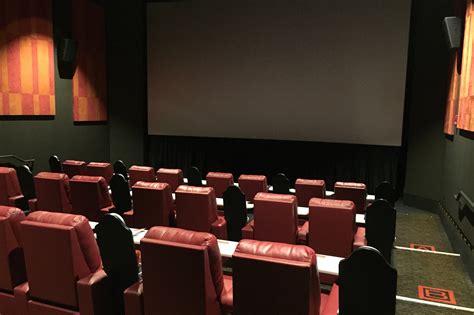 Read Online Movie Theater Guide 