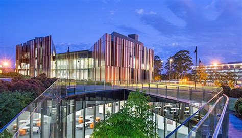 Mq Uni Library