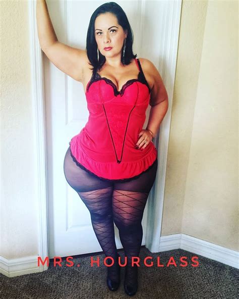 ms.hourglass OnlyFans leaked content