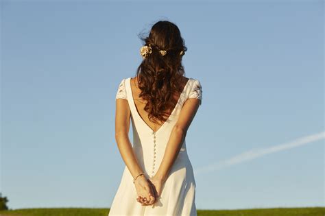 Mujer De Espaldas