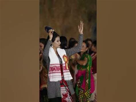 munmi borah singer biography maxwell