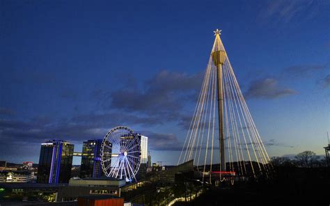 när tänds julgranen på liseberg