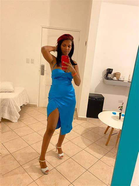 nahomy4123 onlyfans