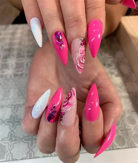 nail art pink