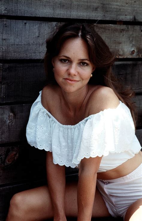 Naked pictures of sally field