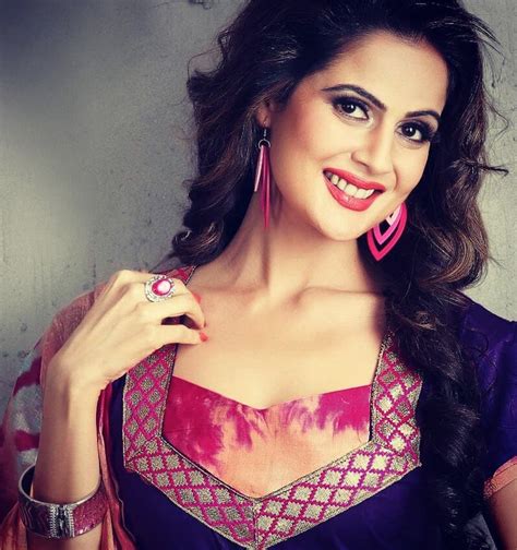 nandini singh biography