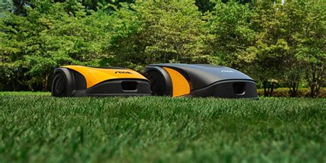 nar stanga av robotgrasklippare