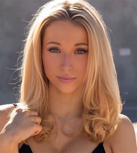 natalie levin nude