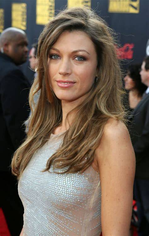 natalie zea nudes