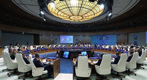 Nato Article 4
