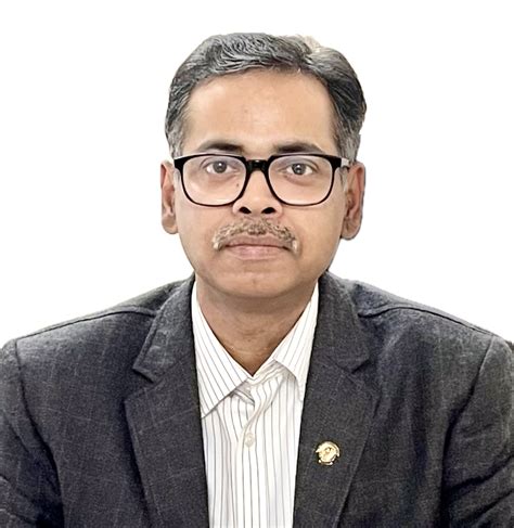 Read Navneet Gupta 