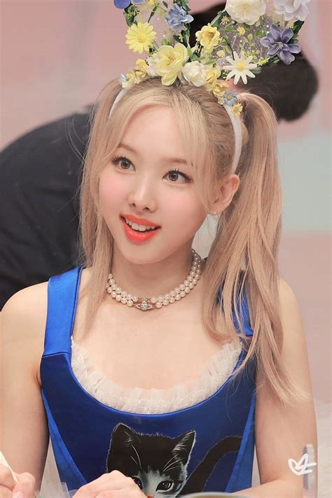 Nayeon Sana