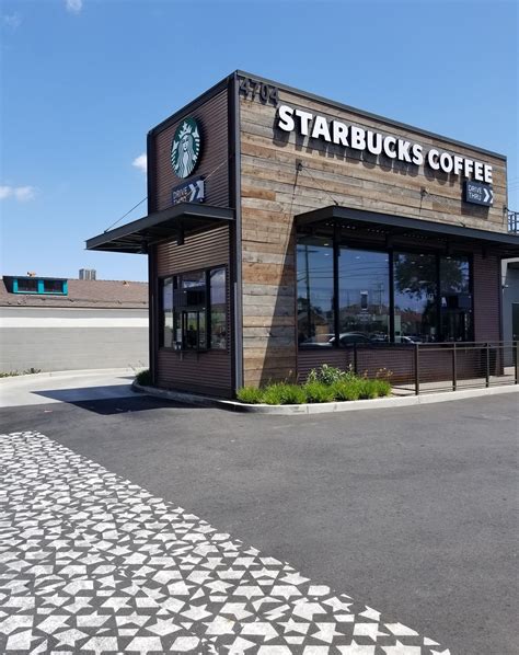 Nearest Starbucks Restaurant