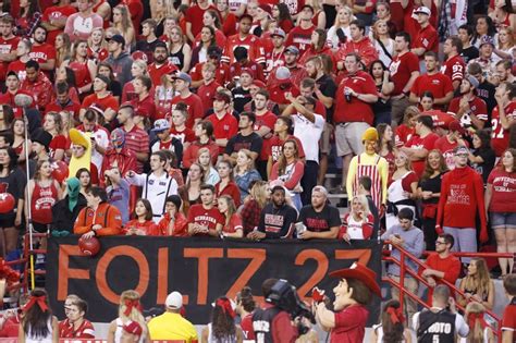 Nebraska Football Fans Make Fervent Pitch for Urban Meyer (Video)