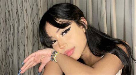 neiimaaa nude