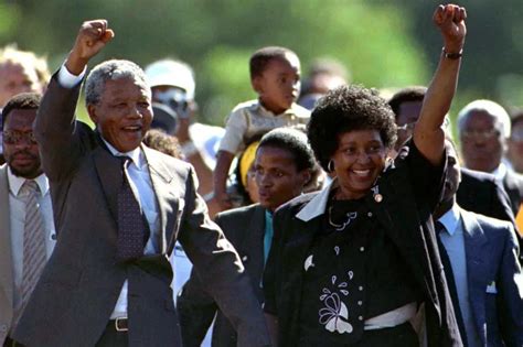 Nelson Mandela Liderando