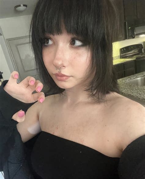 neonkit OnlyFans leaked content