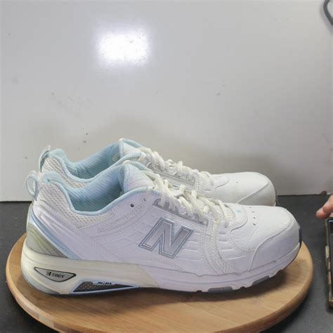 New Balance 856